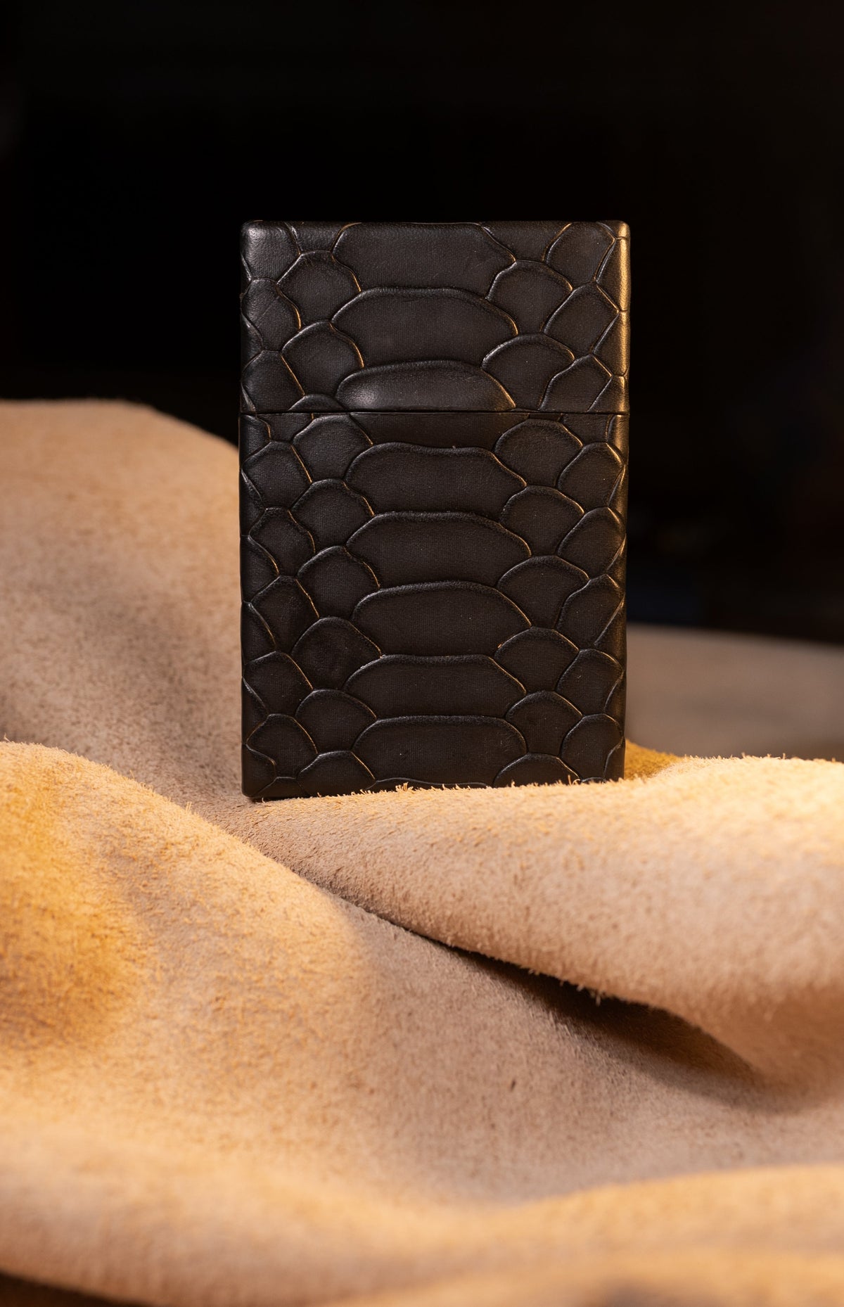 Leather case for perfumes